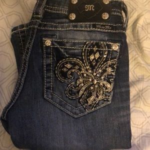 SIZE 26 BOOTCUT MISS ME JEANS